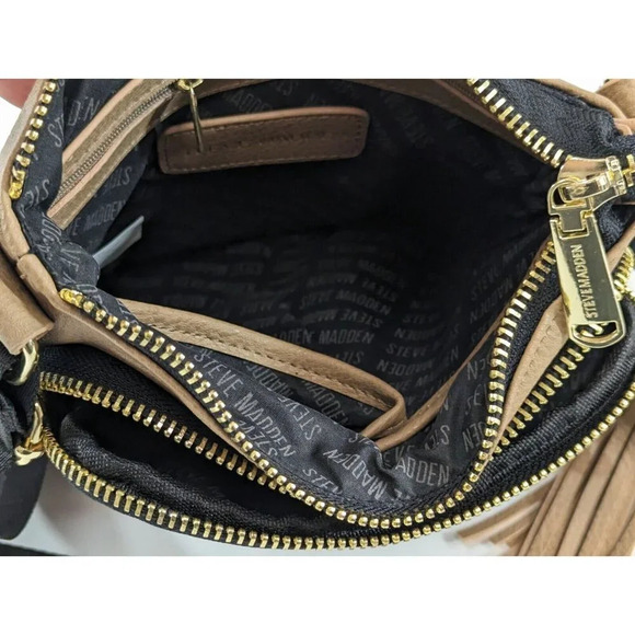 Steve Madden Crossbody Bag Tan Purse Fringe Detail Black Strap Gold Tone NEW - Picture 9 of 11